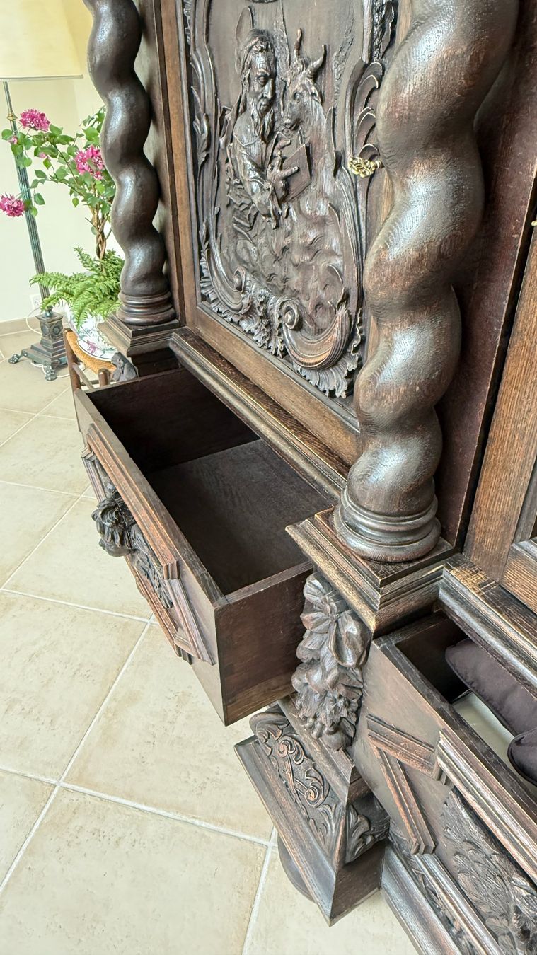 Schränke: Armoire Antique – Gebraucht aus Lausanne von samael007 5