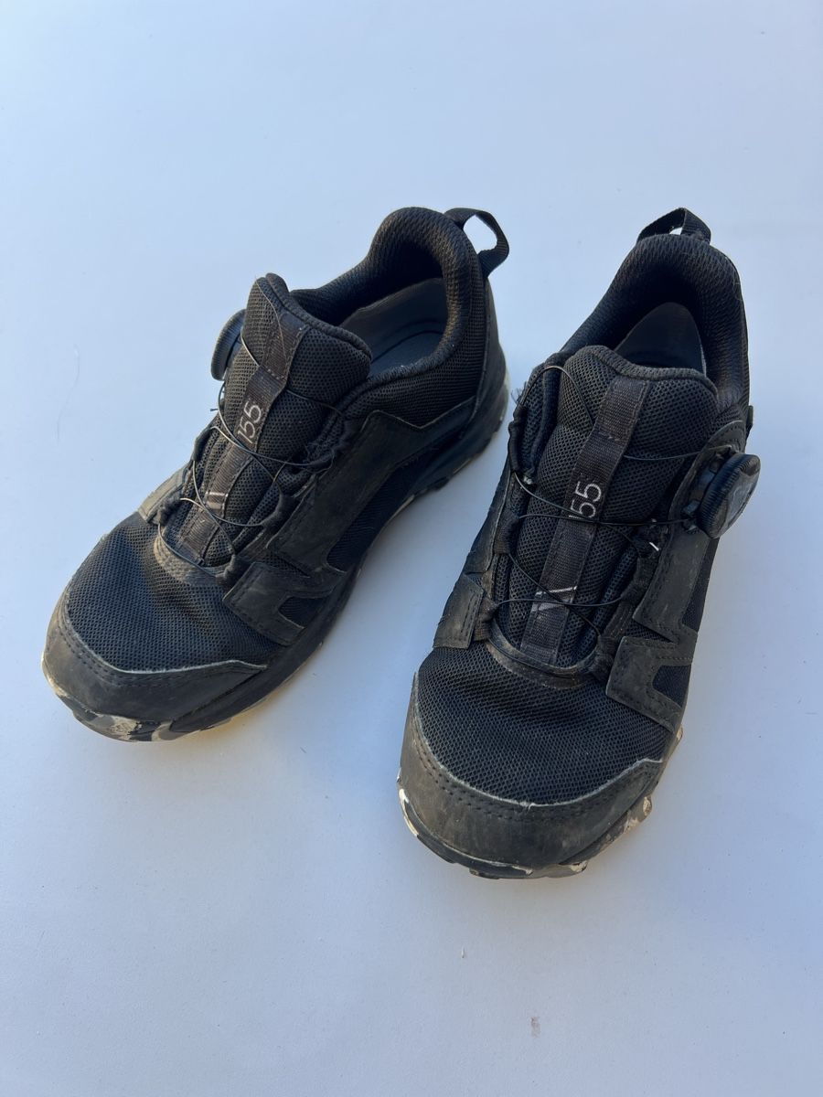 Adidas Chaussures garçon: Adidas Terrex Trekkingschuhe Gr. 33 – D'occasion à Heiligkreuz (Mels) par fodo 1