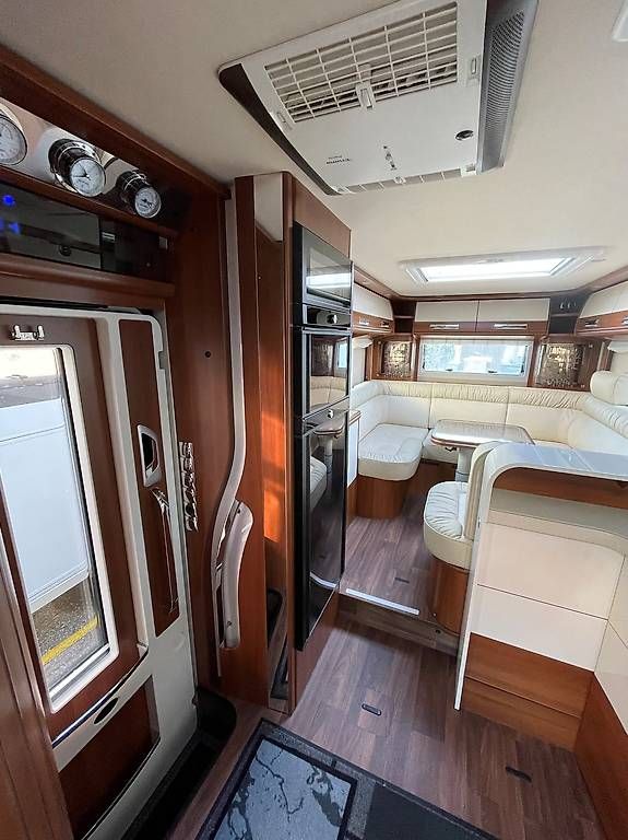 Veicoli da campeggio: CARTHAGO Liner For Two I 53 L - Iveco – Usato da Langenthal venduto da Reisemobil01 2
