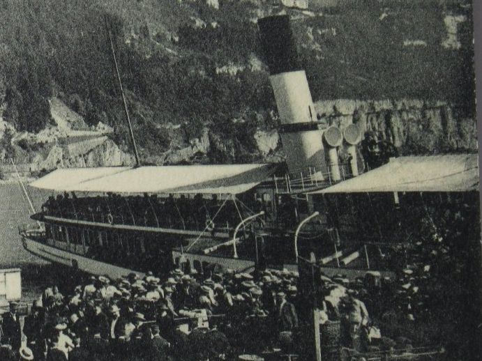 Ansichtskarten: Brunnen , Dampfbootlände und Frohnalpstock , Grand Hotel – Neu (gemäss Beschreibung) aus Grenchen von Bluemchen1900