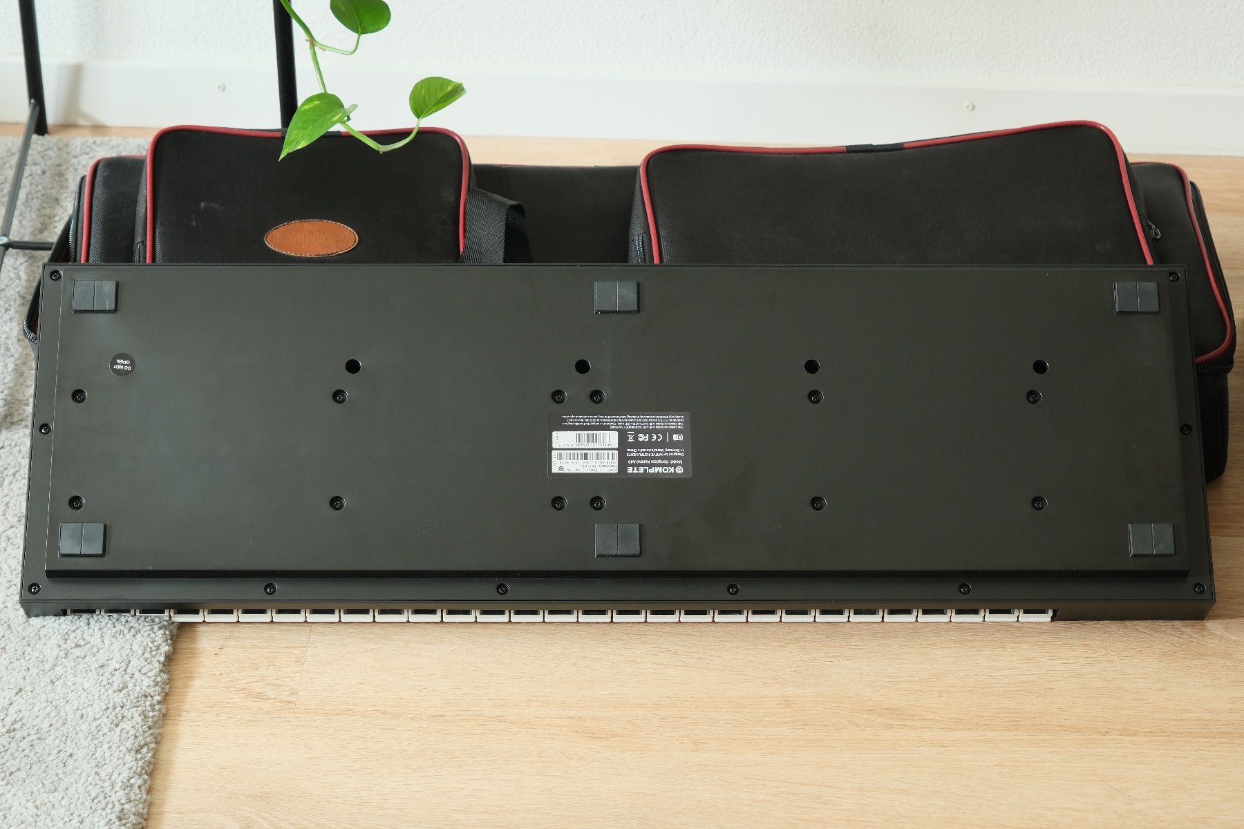 Native Instruments Instruments de musique: Native Instruments Komplete Kontrol A49 with Carrying Case – D'occasion à Zürich par nic_y9rj 2
