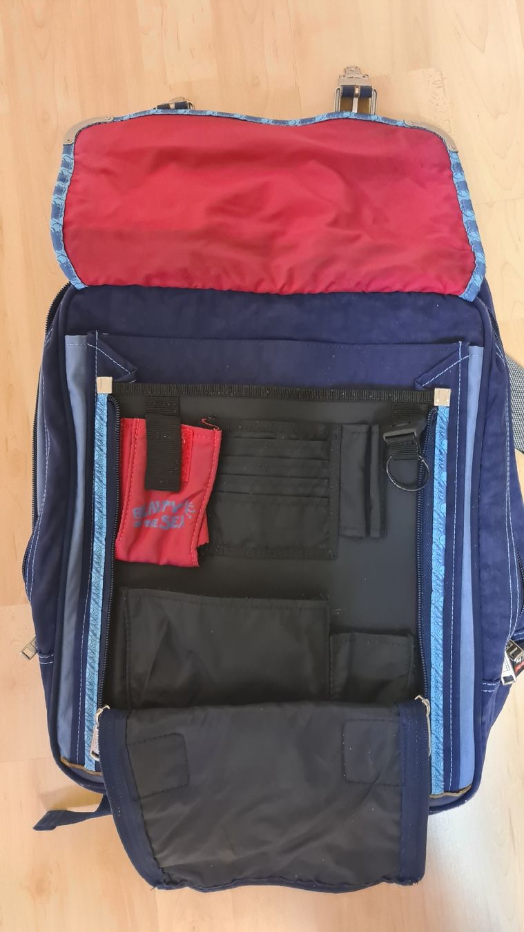 Borse & Zaini: Mädchen Schulthek Backpack mit vielen Fächern, Motiv Meer – Usato da Ennetbaden venduto da lili2003 4