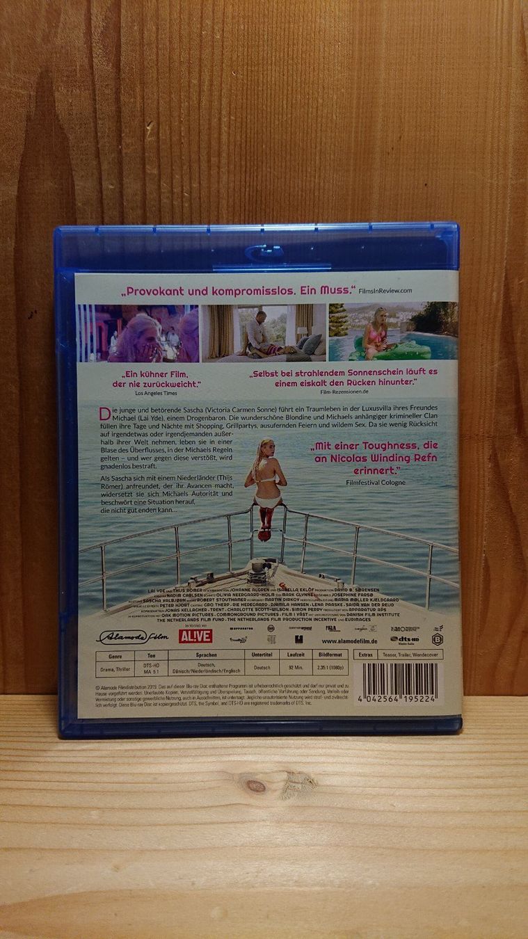 Alle DVDs: HOLIDAY Sonne, Schmerz & Sinnlichkeit Blu-Ray – Gebraucht aus Wilderswil von Exebub 1
