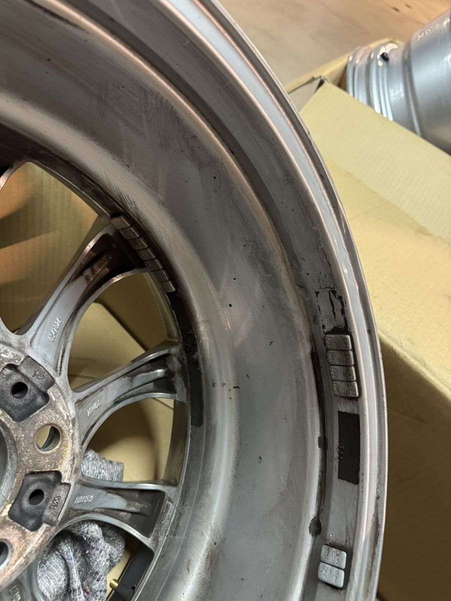BMW Cerchioni: BMW M166 Felge M5 E60 – Usato da Wohlen AG venduto da Markomakii 4