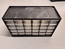Kleines Schubladen-Aufbewahrungsmoebel 30 Schubladen Stanley