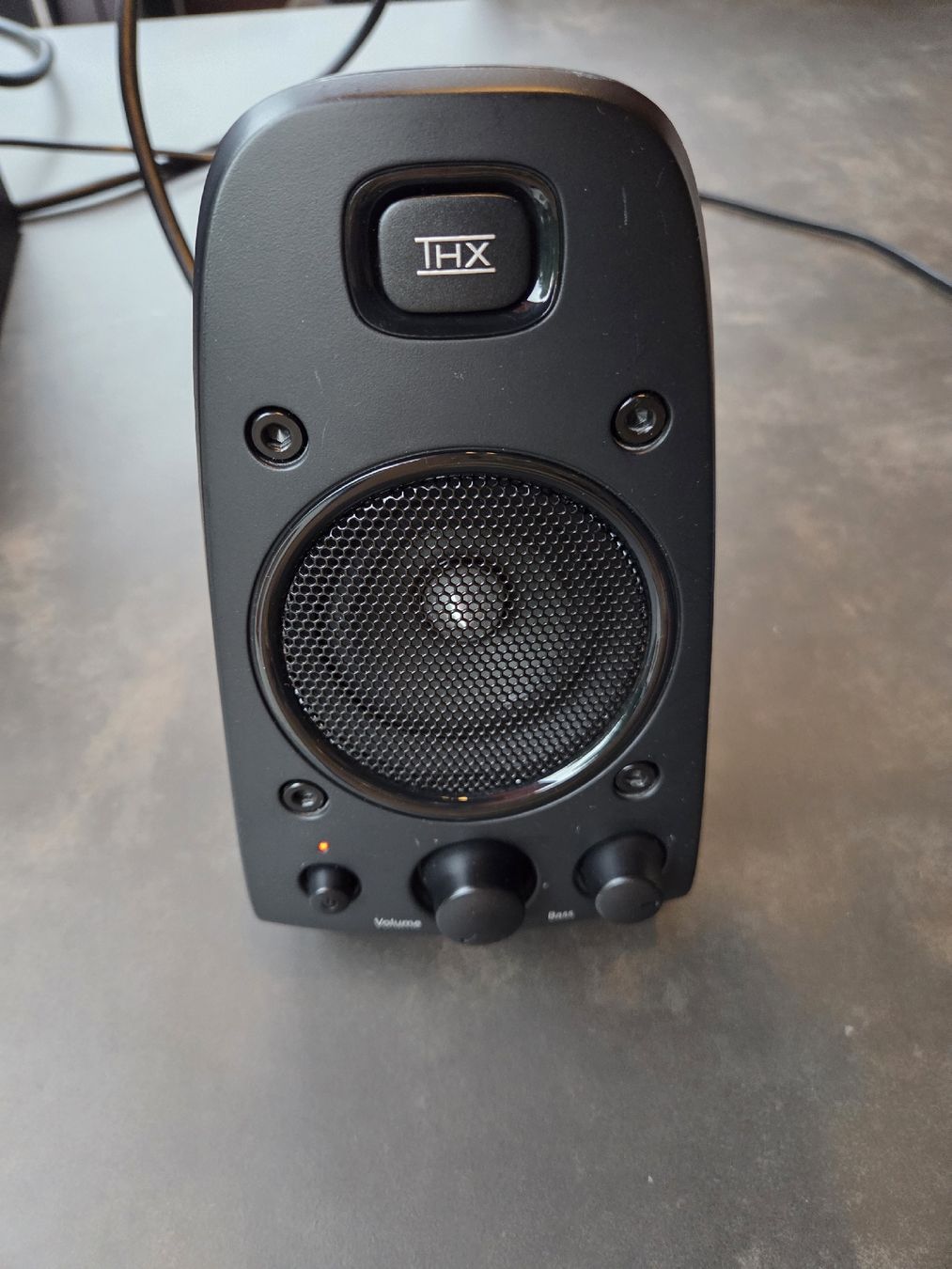 Logitech Lautsprecher: Logitech Z-623 Lautsprecher System – Gebraucht aus Arbon von Mamamia13 4