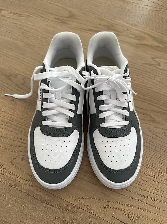 Scarpe da uomo: Diverse Schuhe Puma / Nike – Usato da Igis venduto da andrin_borer 1