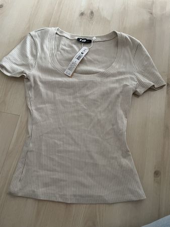 Neu: T-shirt