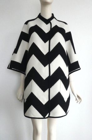 AKRIS Jacke Poncho Cape mit Cashmere abnehmbarer Schal 40/42