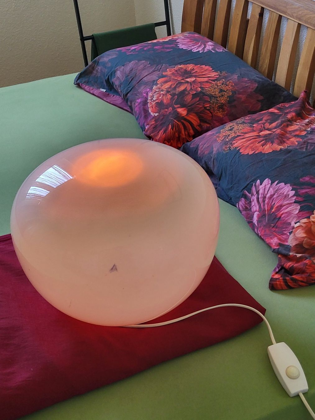 Lampade: Runde Bodenlampe mit einstellbarer Helligkeit 38cm – Usato da Zürich venduto da bec_p62s 1