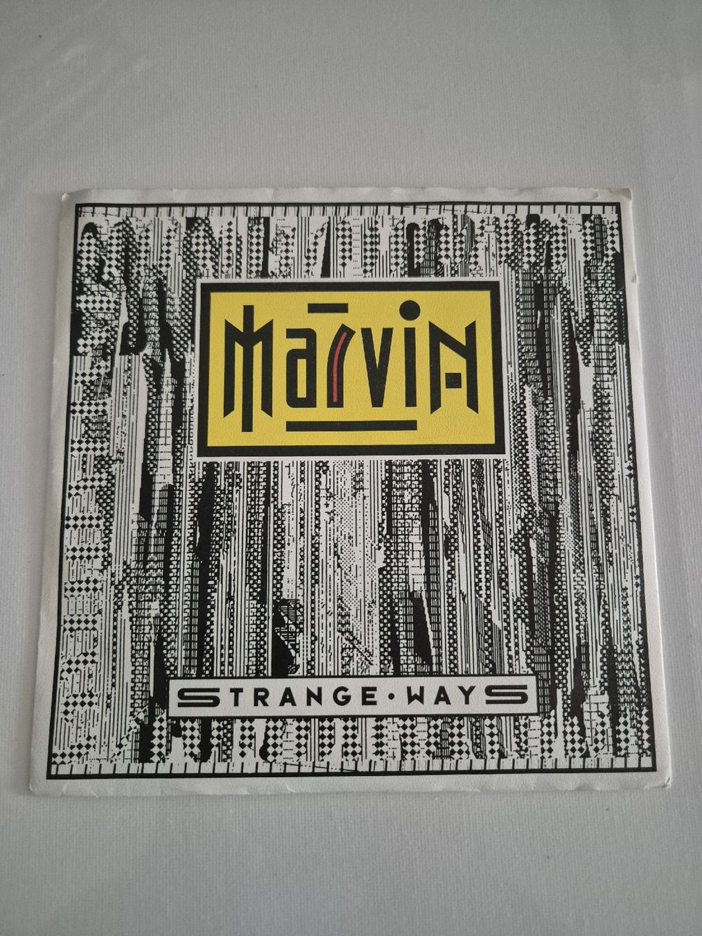 Dischi in vinile: Marvin  - Strange Ways - Single 7 , CH – Nuovo (secondo la descrizione) da Uster venduto da newwave0