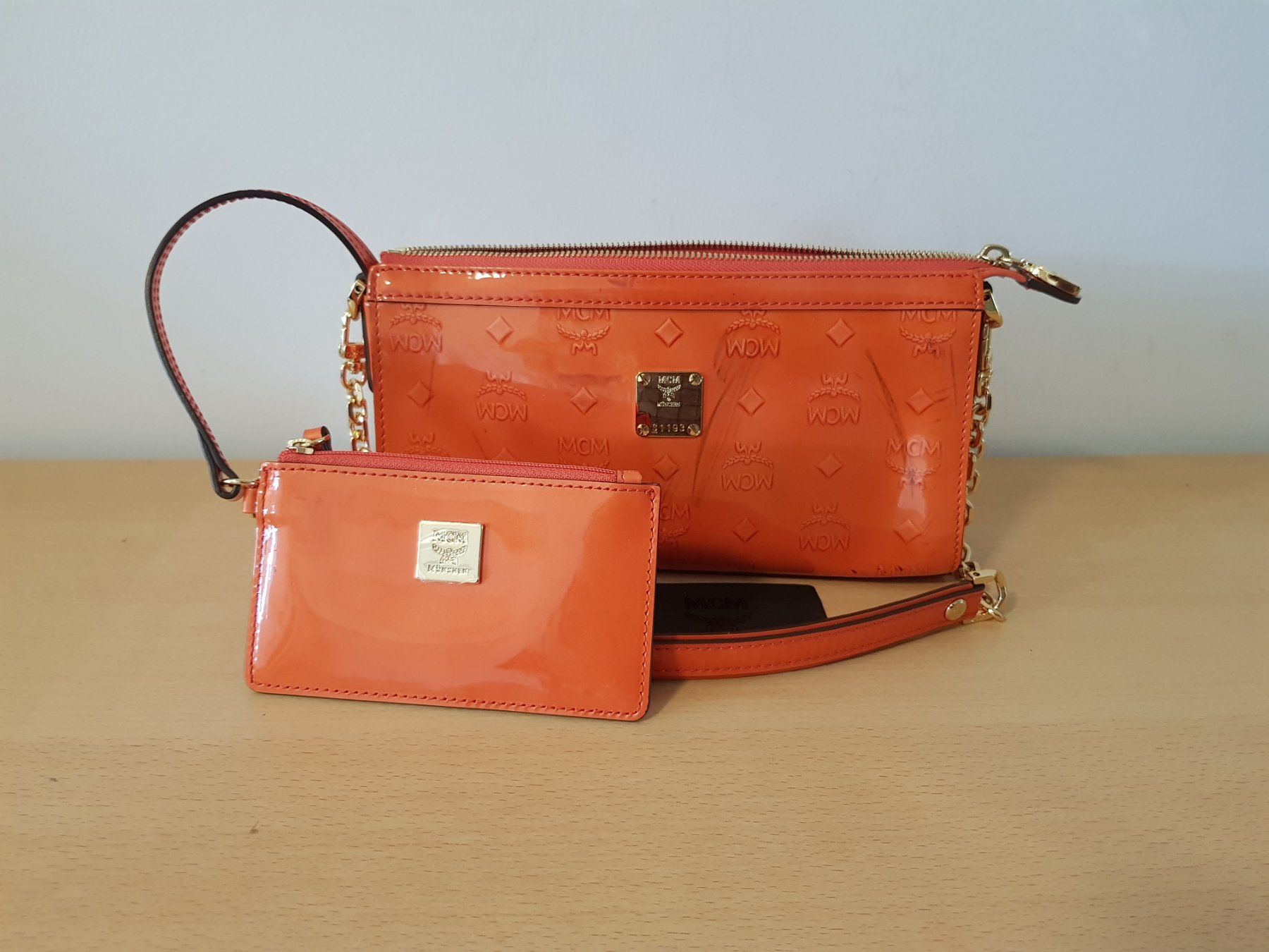 Mcm Taschen für Damen: Original MCM Handtasche in Orange – Gebraucht aus Basel von Birs868