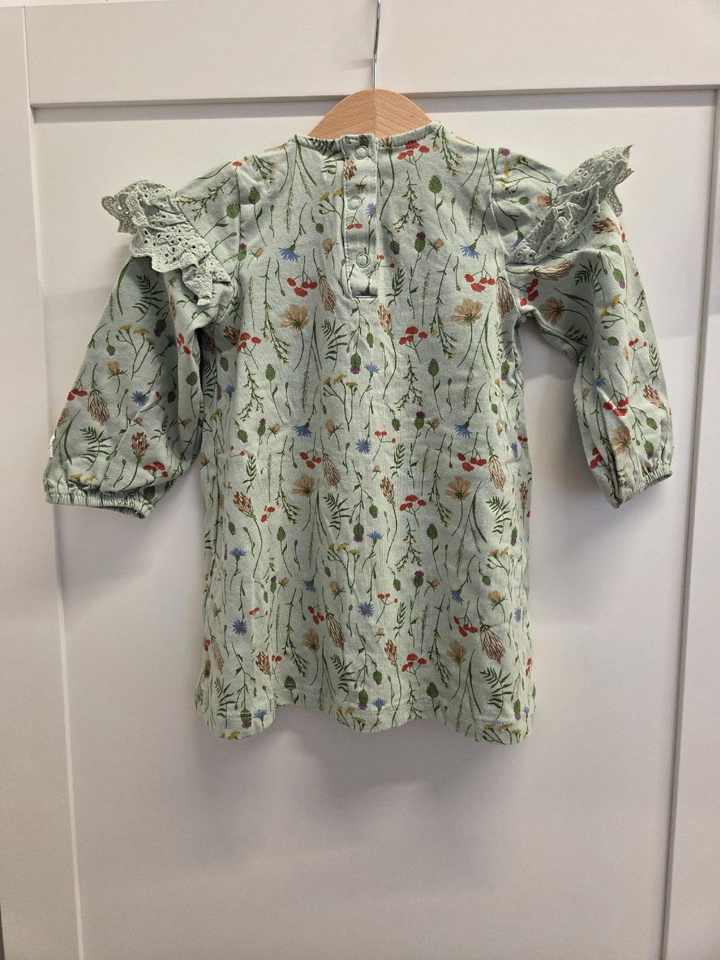 Vestiti & Gonne: Wunderschönes Kleid von RESERVED, Grösse 74  – Usato da Winterthur venduto da wwo_nn25 1
