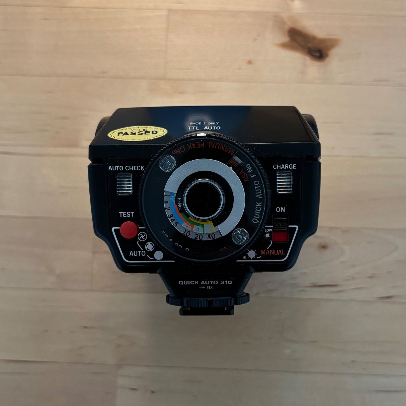 Olympus Flash: Olympus Flash Vintage (Quick Auto 310) – Usato da Luzern venduto da tobiij 1