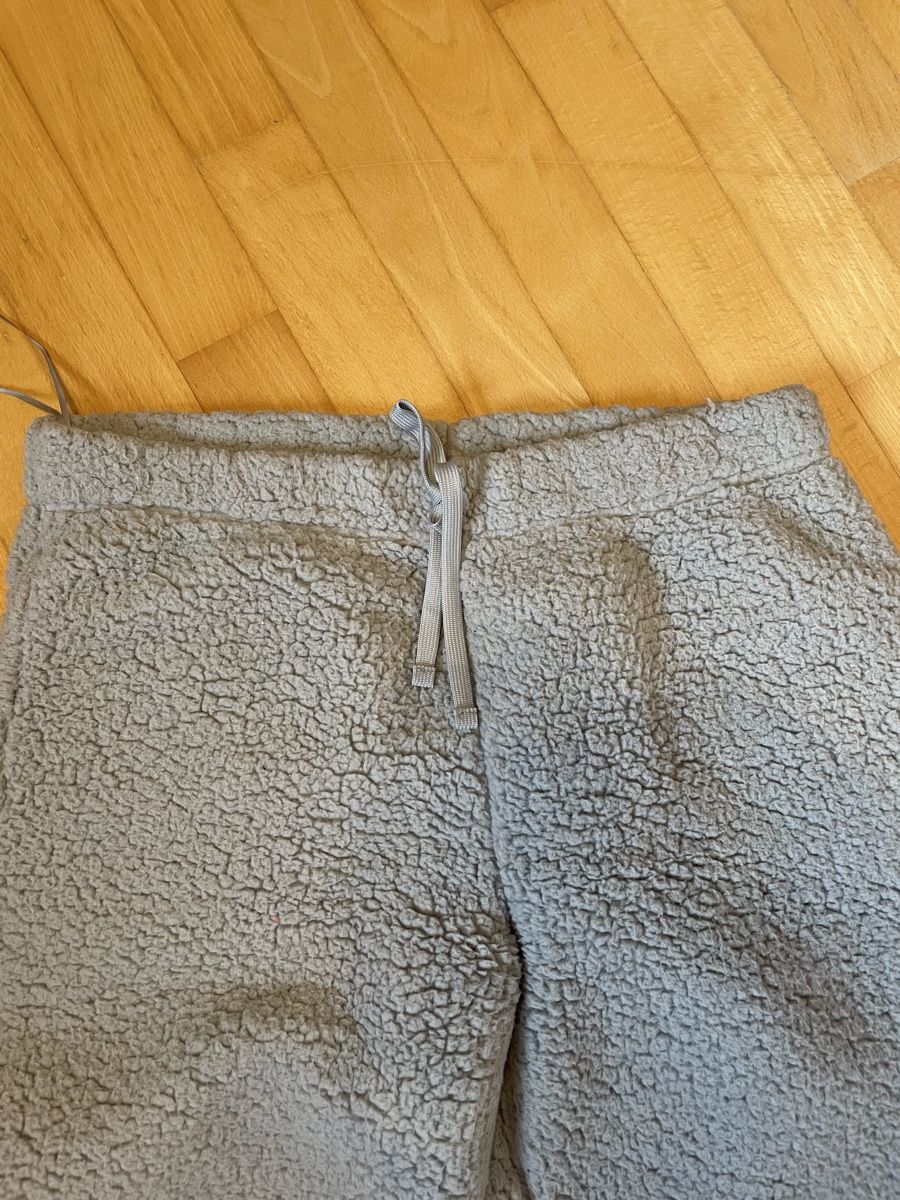 Pantaloni: Loungewear Hose – Usato da Turgi venduto da eiiinalem 2