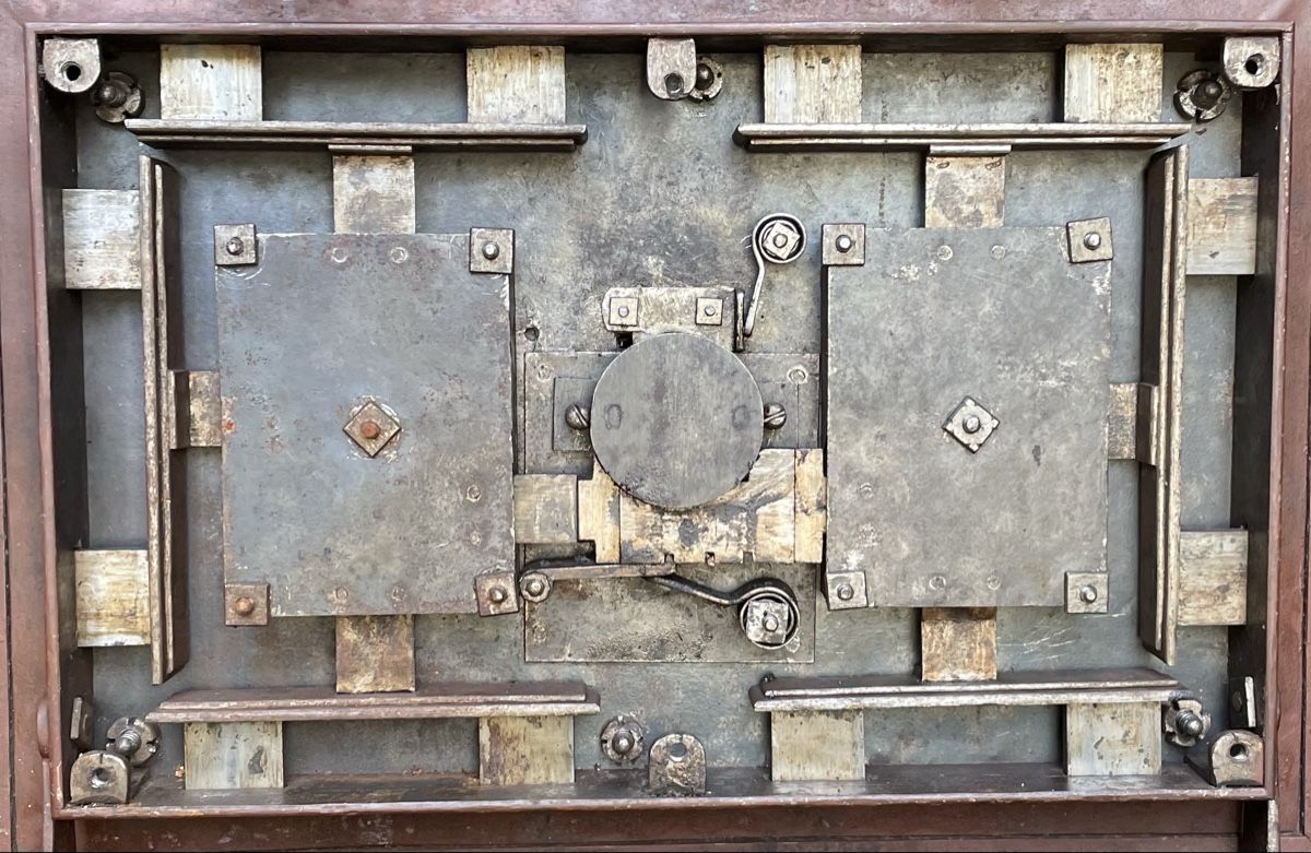 Cassapanche: Antik Kriegskasse Eisentuhe – Usato da Rorschacherberg venduto da farmer61 3