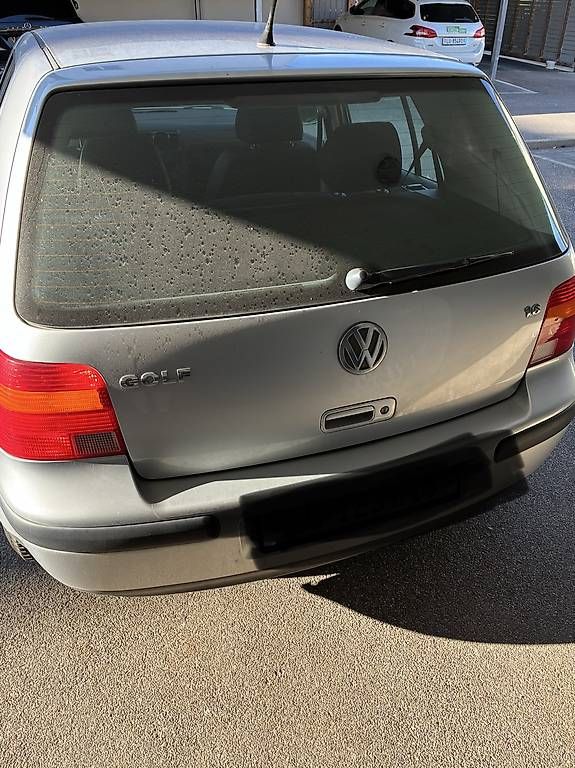 VW Autos: VW Golf – D'occasion à Ruswil par also27 2