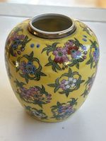 Porzellanvase Japan gelb mit Blumenmuster guter Zustand(2I5)