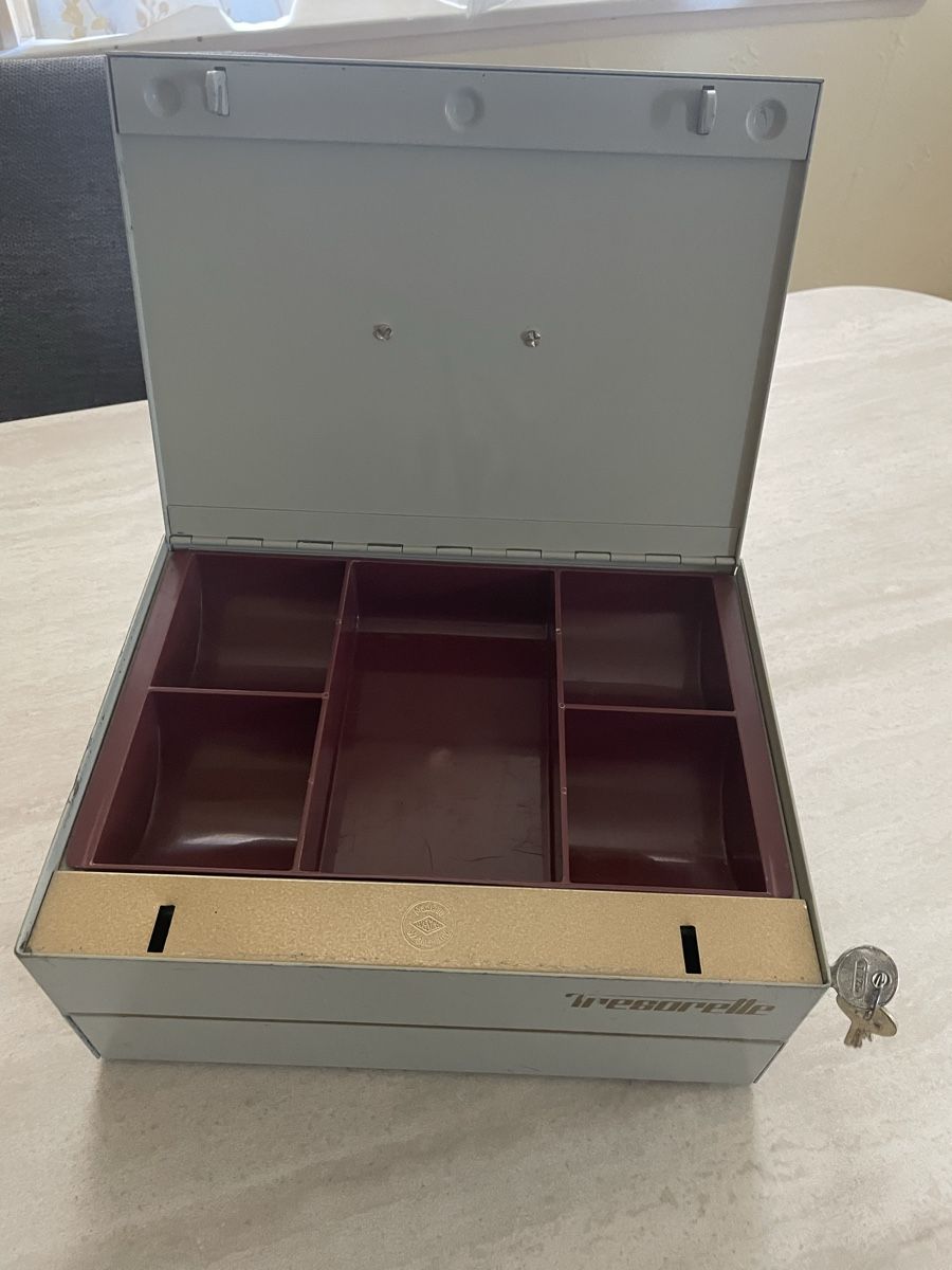 Registratore di cassa: Wesco Geldkassette Tresorette – Usato da Flawil venduto da Naphtali 2