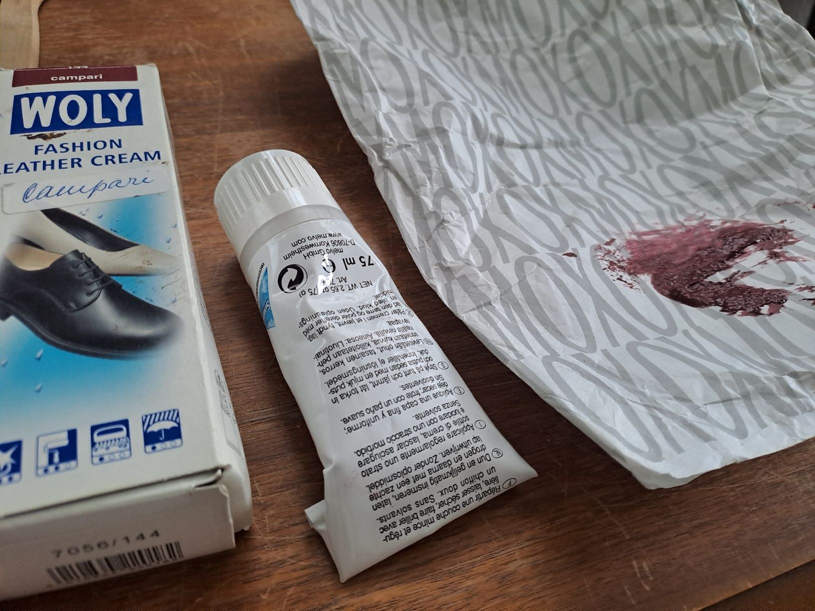 Sonstiges für Büro & Gewerbe: Wooly Faahion Leather cream – Gebraucht aus Zürich von Schoebi19 4