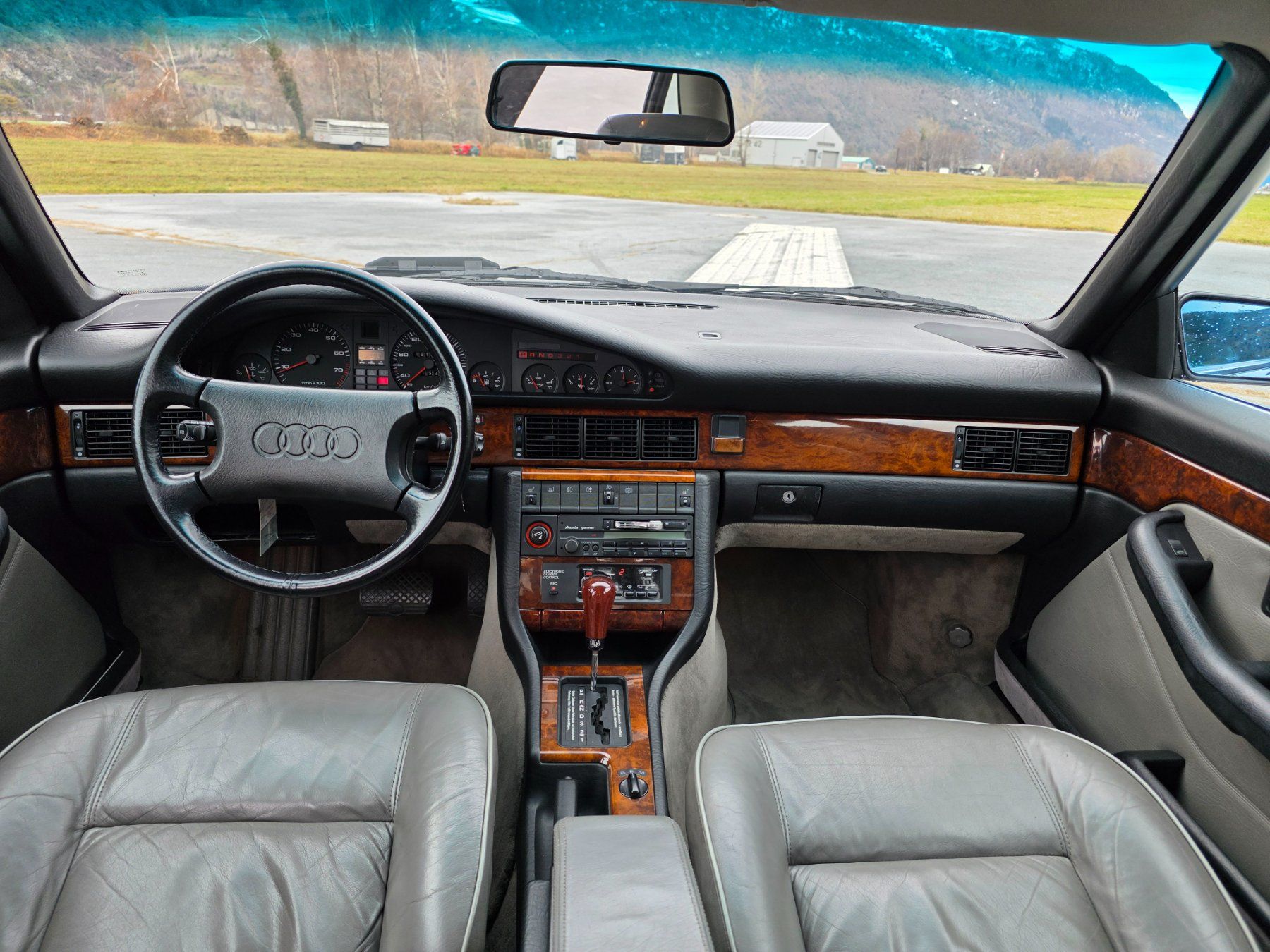 Audi Autos: Audi V8 D11 3.6 – Gebraucht aus Visp von mit_der_flex 6