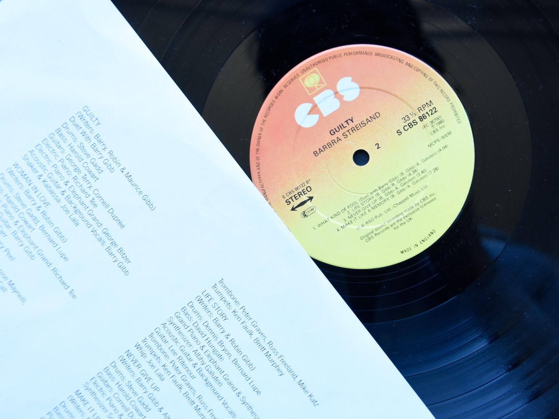 Vinyles: Barbra Streisand - Guilty – D'occasion à Belmont-sur-Yverdon par ag97 3