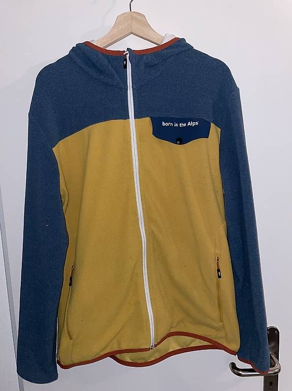 Giacche: Fleece Jacke Herren Grösse 56 – Usato da Tumegl/Tomils venduto da tiger358