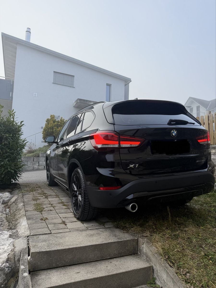 BMW Autos: BMW X1 18isdrive – D'occasion à Flamatt par wai_cv5k 1