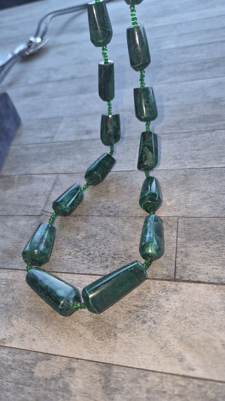 Ketten: Malachit Collier gross Grüne Steine  – Gebraucht aus Kölliken von Upcycling-by-Mc-TAM 3