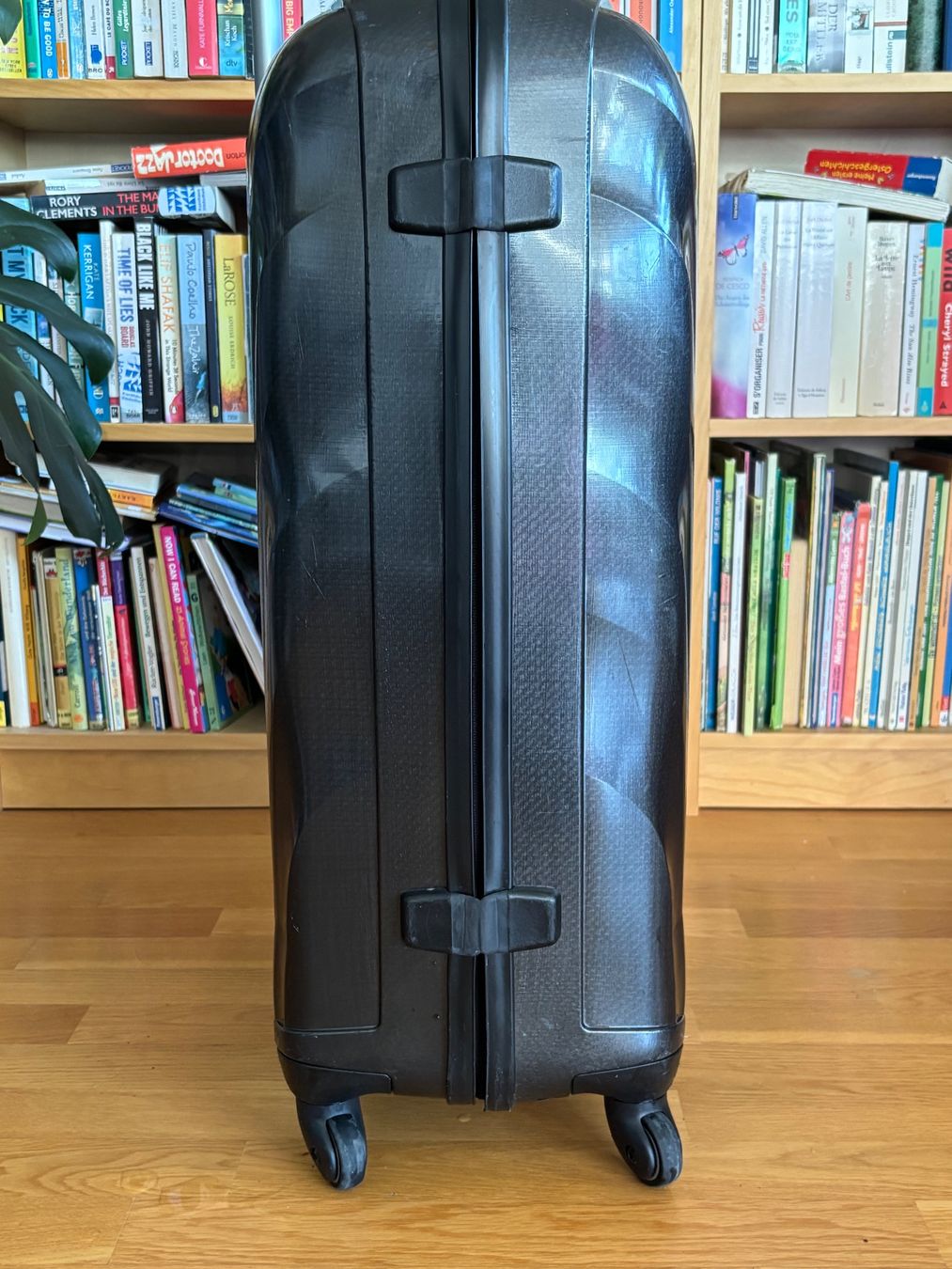 Samsonite Valigie: Samsonite Cosmolite Spinner 75cm, Schwarz, 4 Rollen – Usato da Köniz venduto da DrTii 2