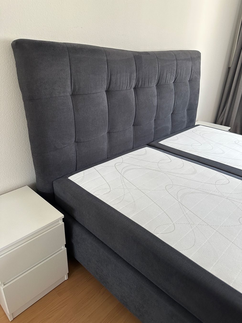 Lits: Boxspringbett anthrazit – D'occasion à Winterthur par fat_d6sb 2