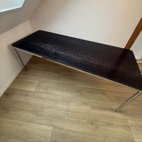 Schreibtisch schwarz Metallbeine gebraucht