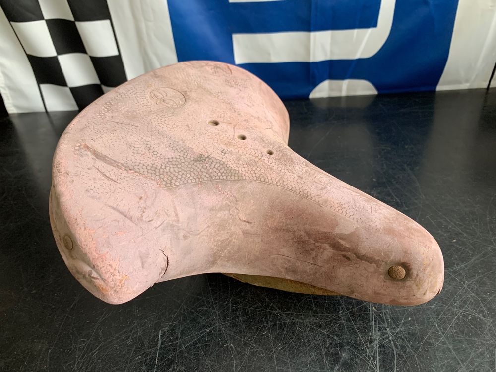 Selle De Vélo Vintage Wittkop En Cuir - Ancienne, Très Bon état