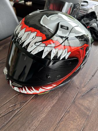 Motorrad Helm Marvel Venom