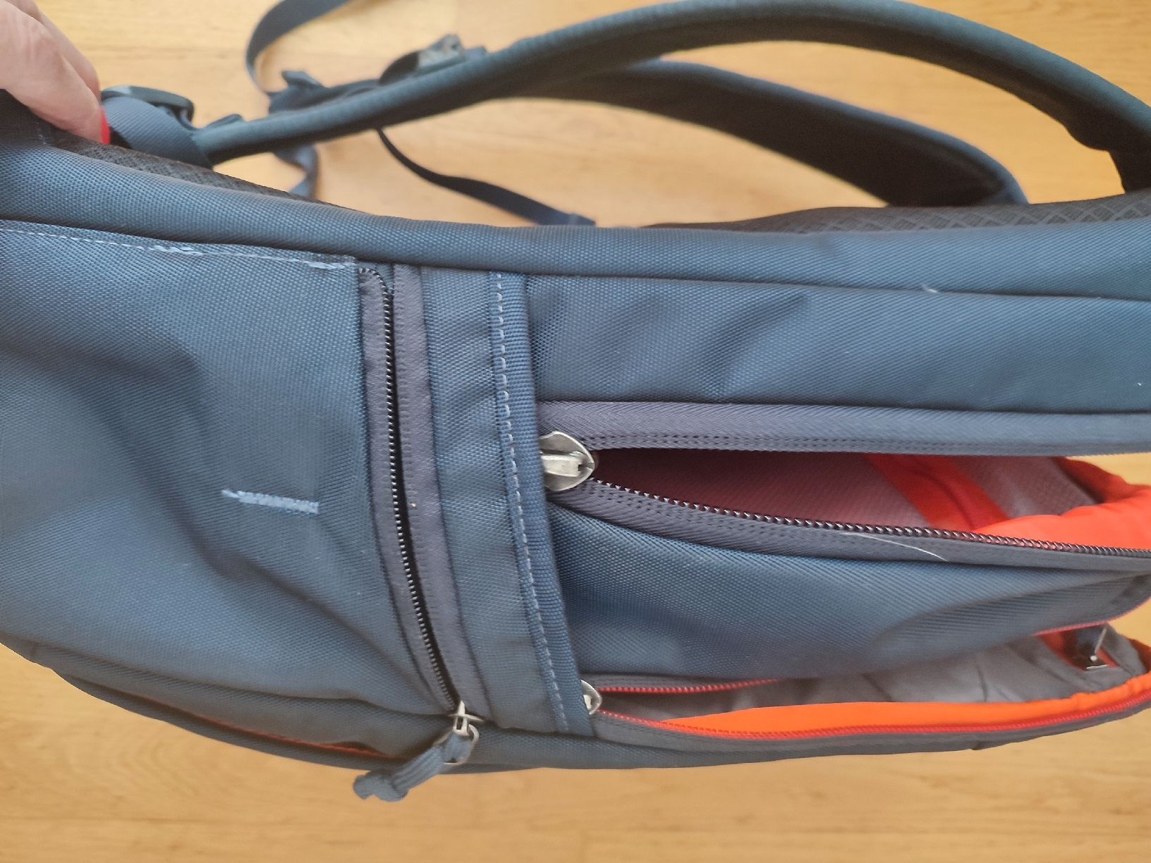 Rucksäcke: SUPER Schuel - Arbeits-Rucksack Thule fast wie neu – Gebraucht aus Ittigen von ABalli 6