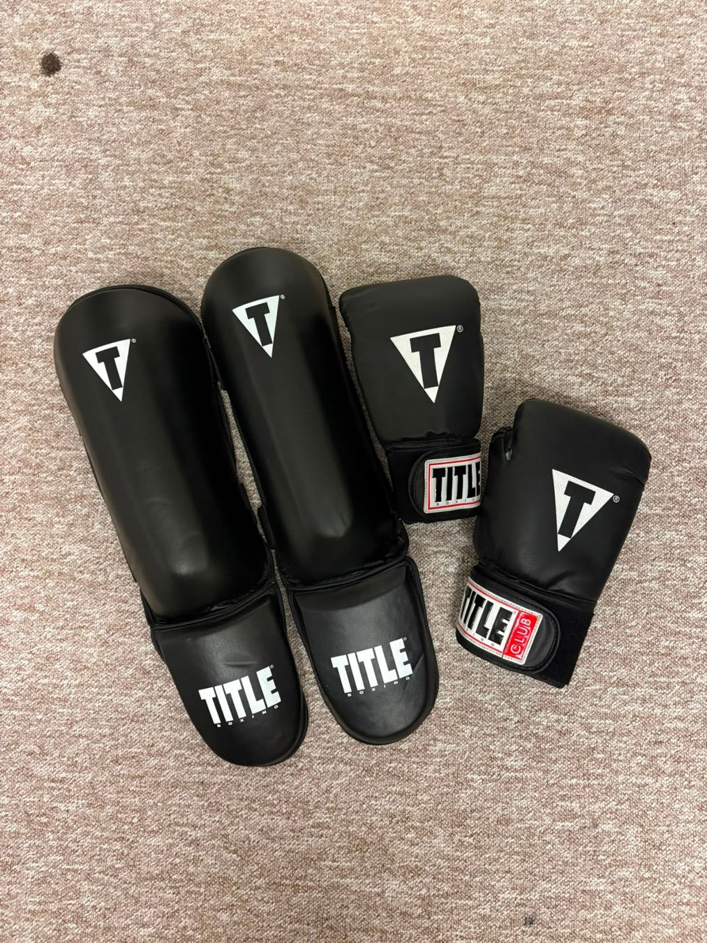 Schutz & Schoner: Kickbox Set – Gebraucht aus Adliswil von thiago1995
