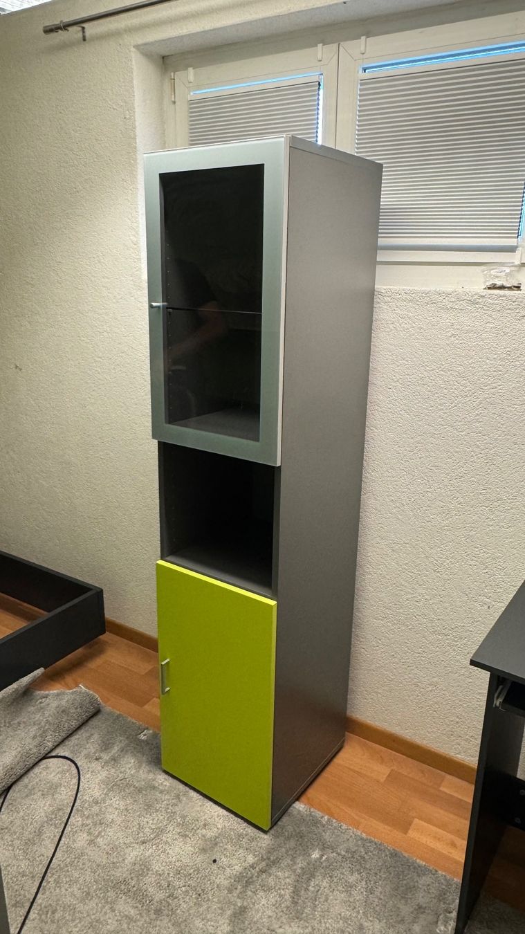 Regale: Möbel – Gebraucht aus Gossau SG von lev_bxh5
