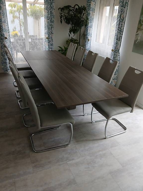 Tavoli: Table de salle à manger avec 10 chaises  – Usato da monthey venduto da Bgill58 4