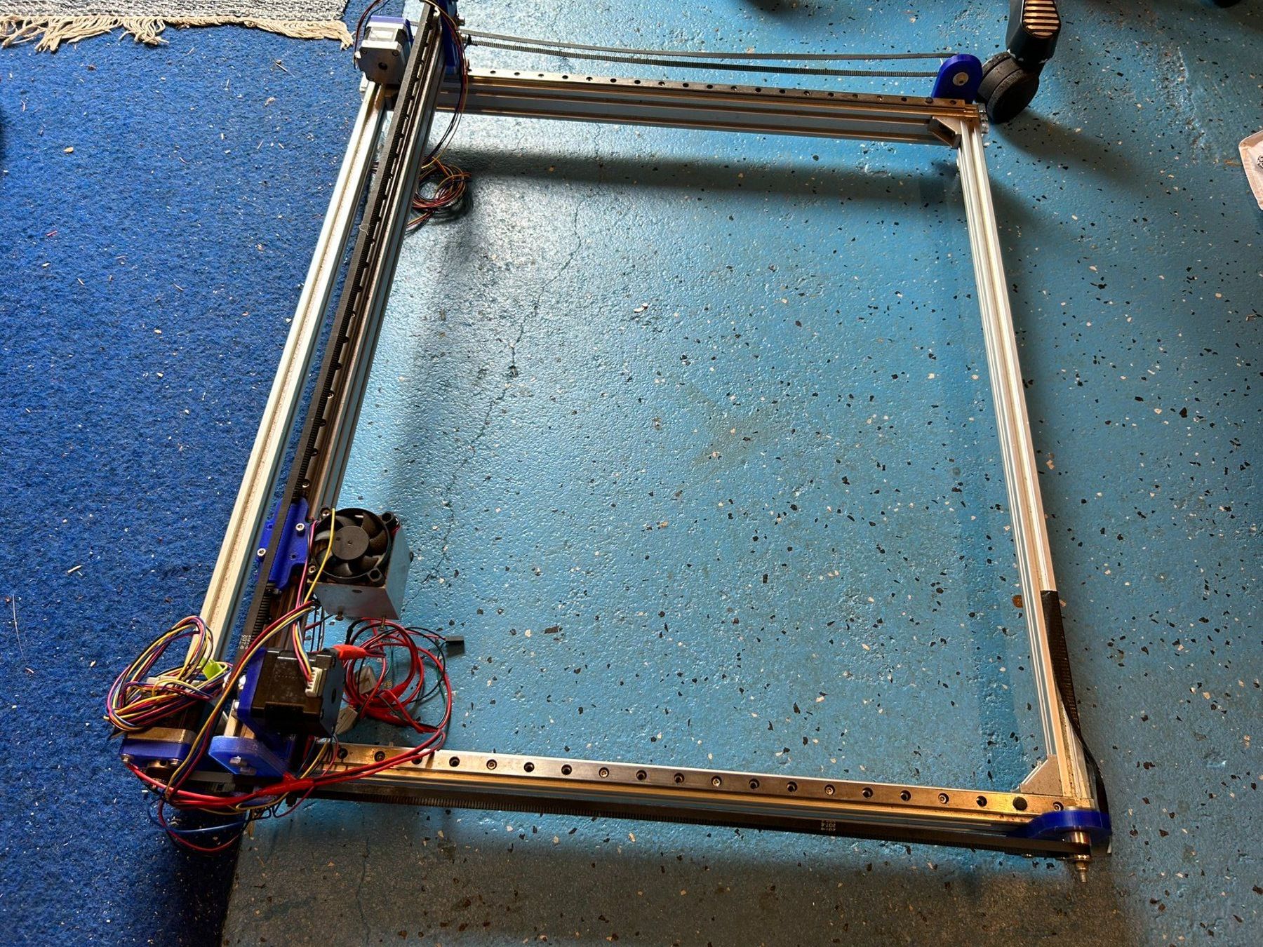 Tutte le macchine: CNC Lasergravierer Eigenbau, GRBL+Netzteil, Laser defekt – Difettoso da Gümligen venduto da ESCreativwork