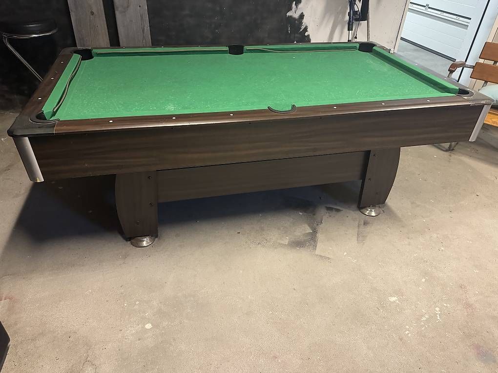 Billiardtische: Billiardtisch – Gebraucht aus Rietheim von olinix