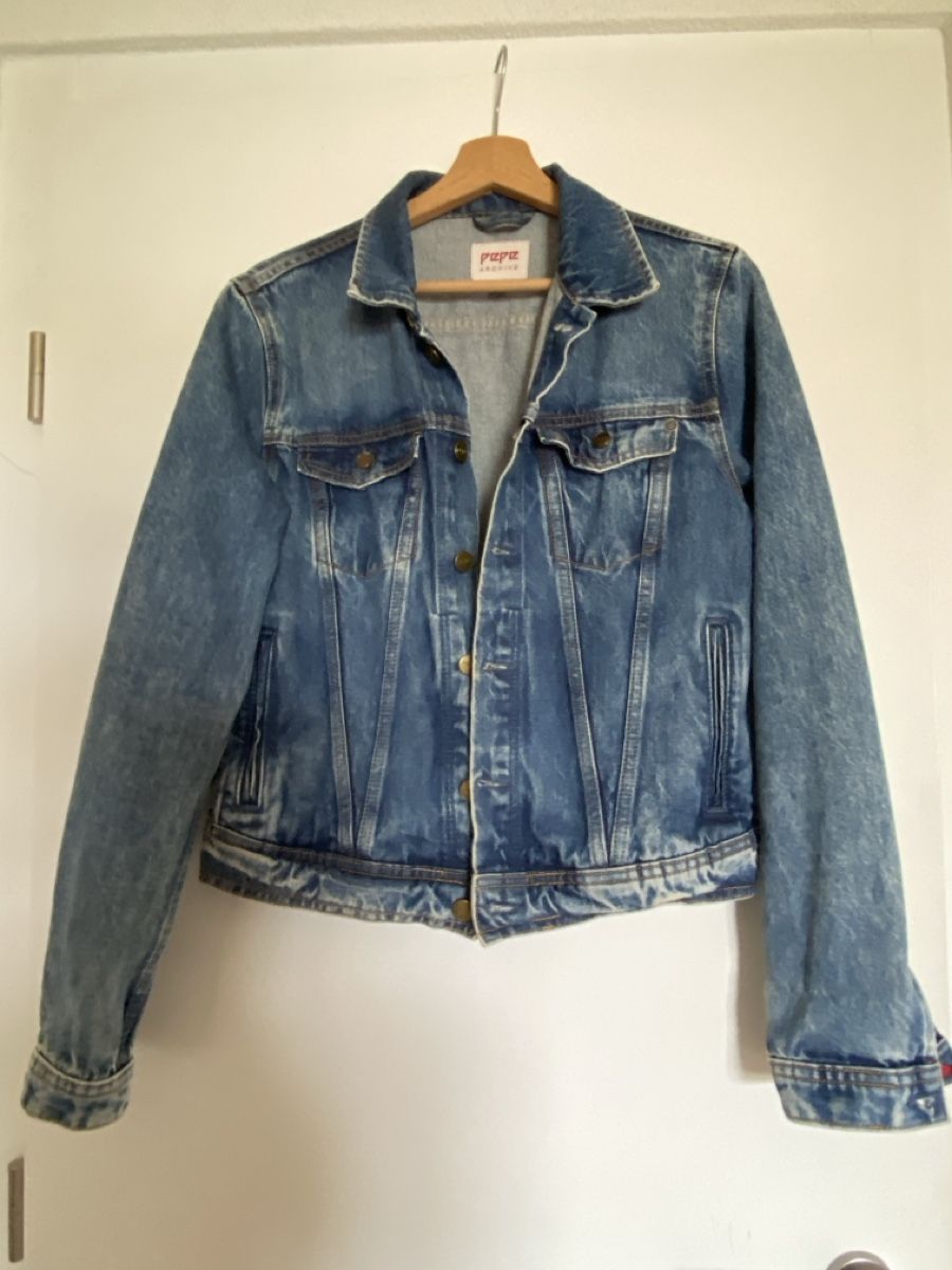 Pepe Jeans Giacche: Veste jeans Pepe Jeans – Nuovo (secondo la descrizione) da Lonay venduto da Ikoko