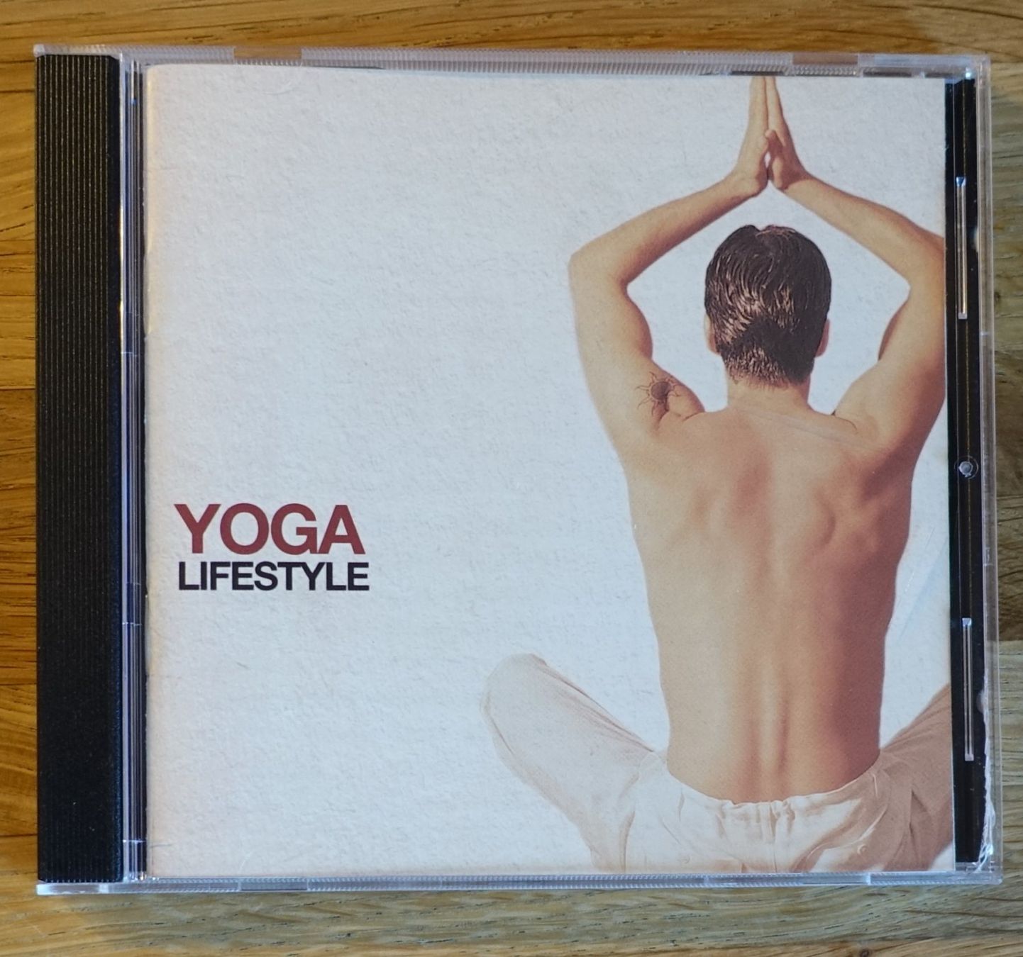 CD: Yoga - Lifestyle - D21 – Usato da Sessa venduto da discoverymedia