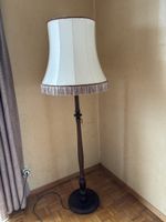 Antike Ständerlampe
