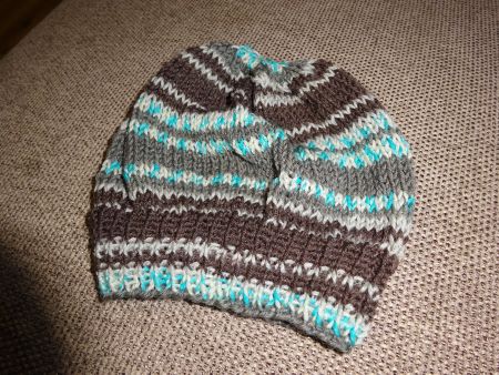 Hübsche Baby-Strickmütze/Lana Calze