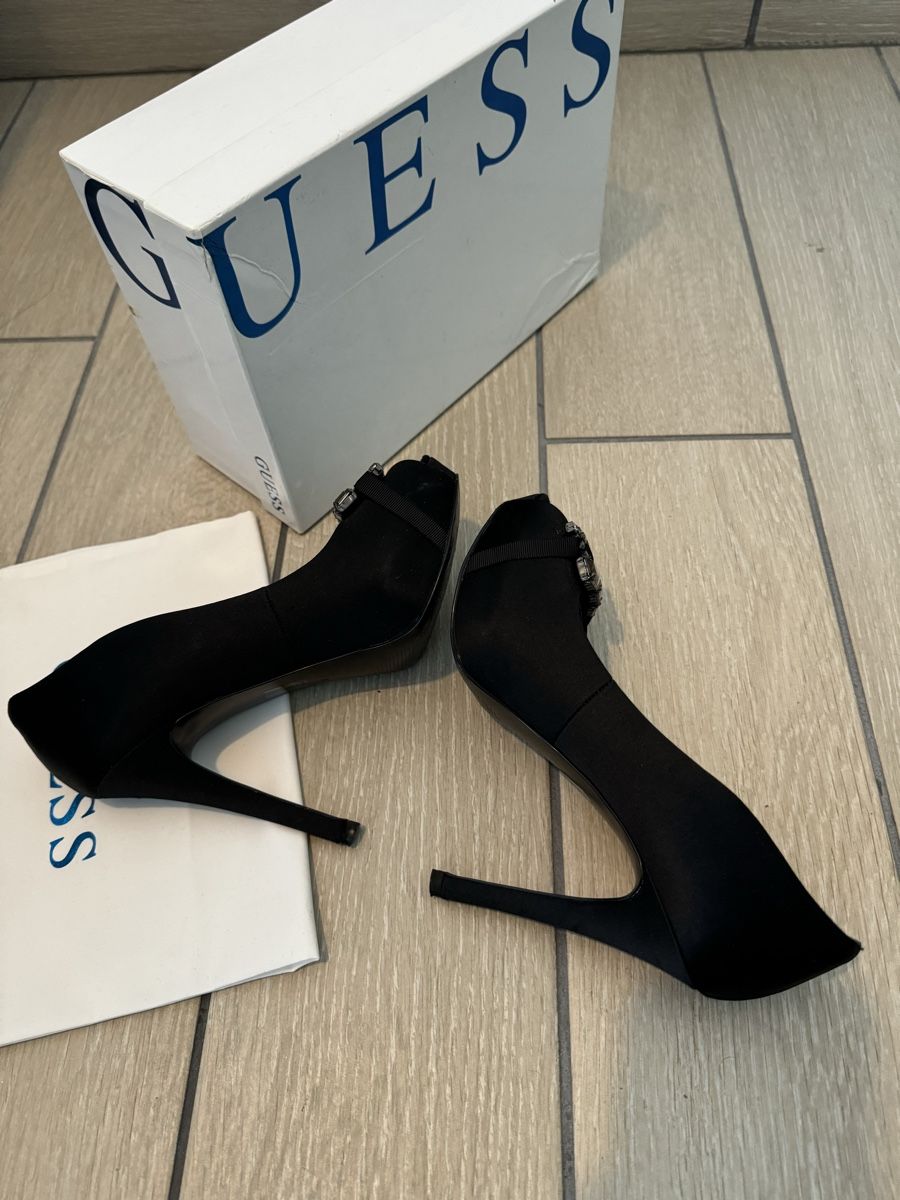 Guess Damenschuhe: Elegante Guess Pumps Schwarz, gr. 37 – Gebraucht aus Granges VS von rvn 2
