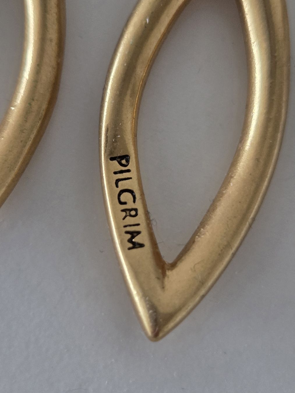 Orecchini pendenti & Orecchini a lobo: Pilgrim Ohrringe, goldfarben, neuwertig – Nuovo (secondo la descrizione) da Villars-sur-Glâne venduto da richardette 4
