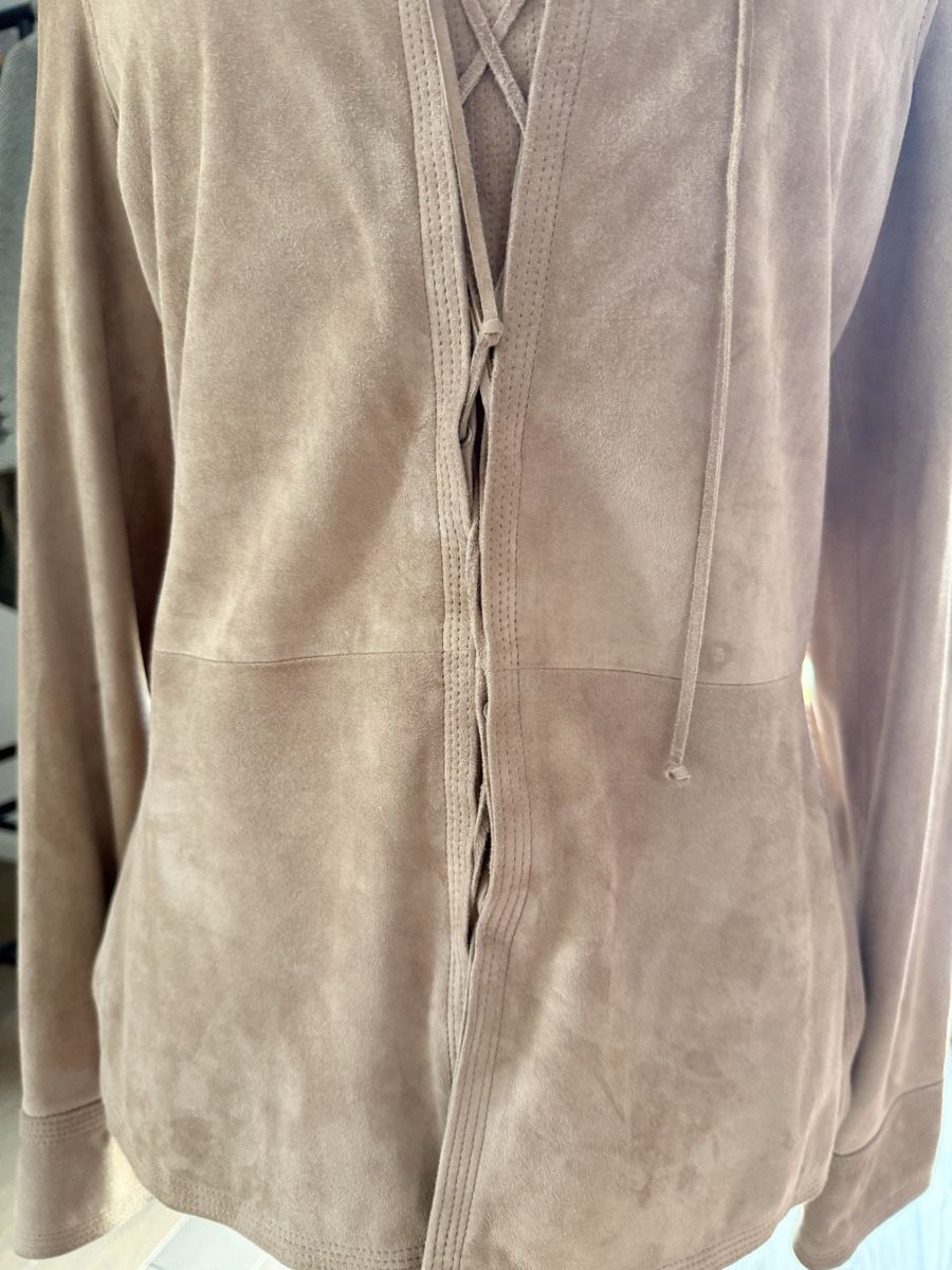 Top: Yves Saint Laurent Suede Top – Usato da Unterlunkhofen venduto da Luck_88 4