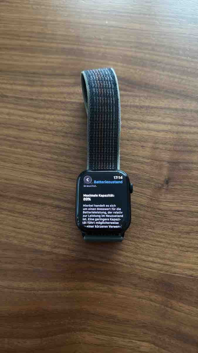 Apple Smartwatch: Apple Watch 8 – Usato da Herisau venduto da roe_m52t 1