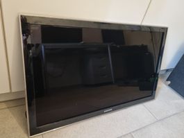Samsung TV - 32 Zoll - mit Wandhalterung