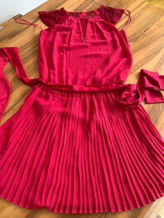 TINTORETTO wunderschönes Plisseekleid pink Gr. 36 NEU